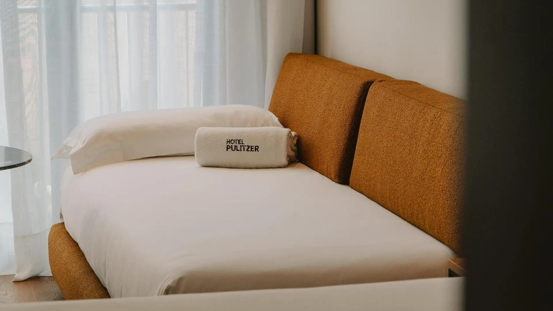 Hotel Pulitzer Barcelona contacts